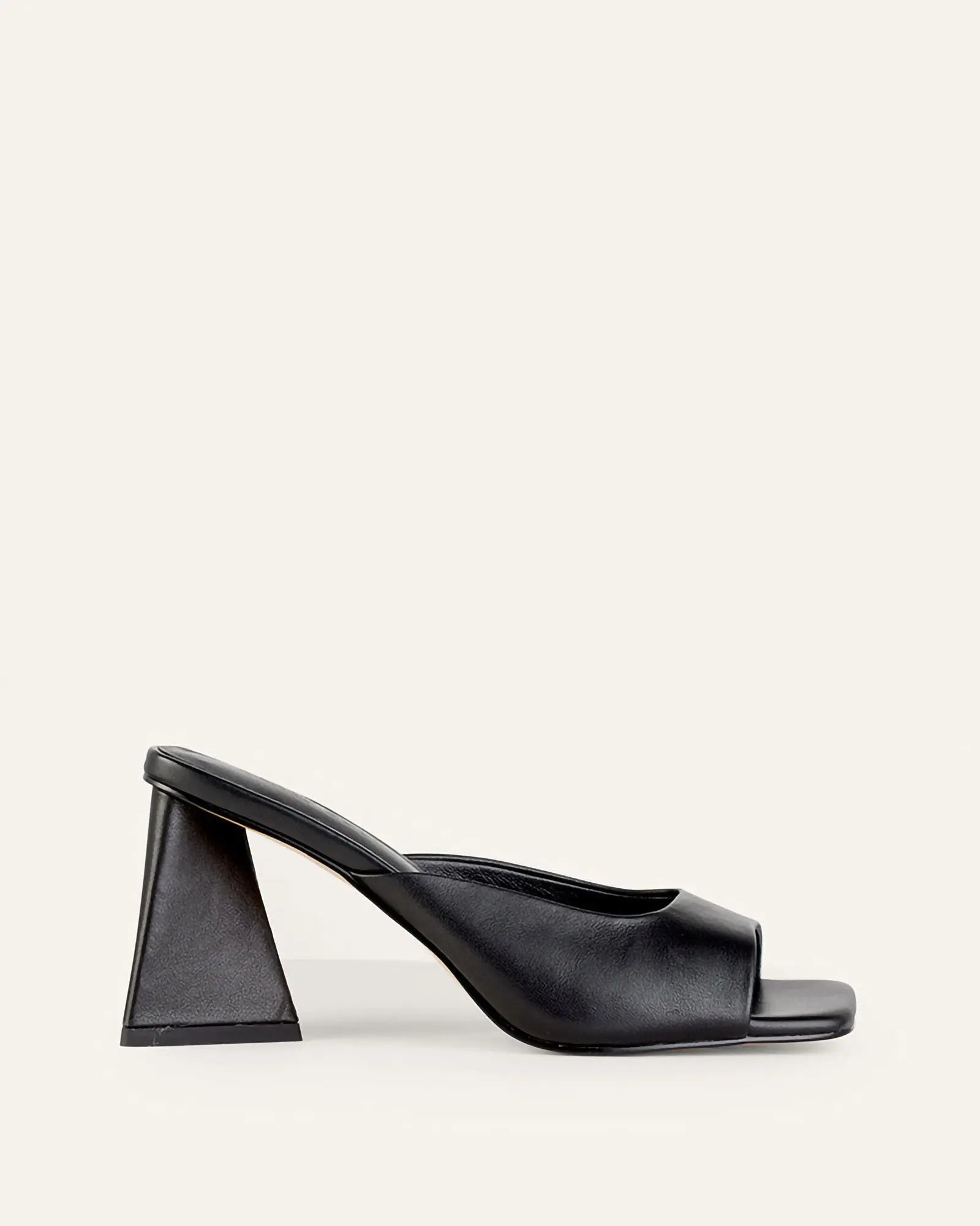 Women&#39;s open-toe curved heel offers stylish elegance and comfort.